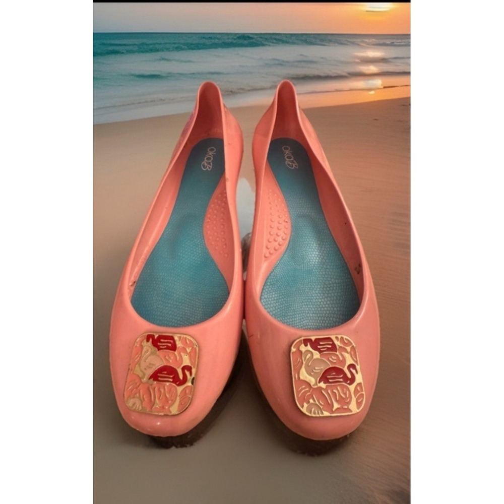 Oka-B Jelly Flats Size  8Coral swans  Ballet Shoes EUC Slip-On